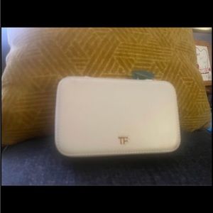 White brand new brush set